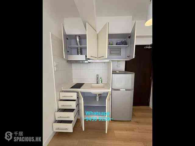 Sheung Wan - 15-17, Mercer Street 09