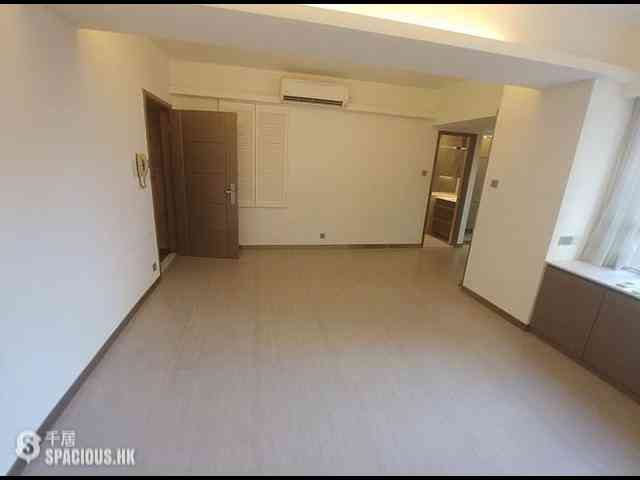 Causeway Bay - Lockhart House 01
