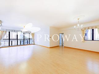 Mid Levels Central - Clovelly Court 03
