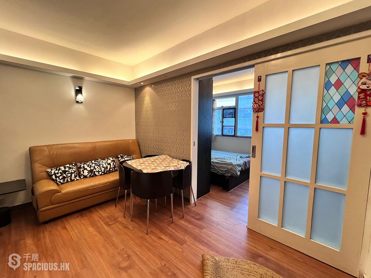 Wan Chai - Sing Tak Building 01
