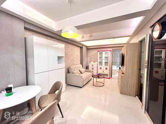 Wan Chai - Luen Wo Building 03