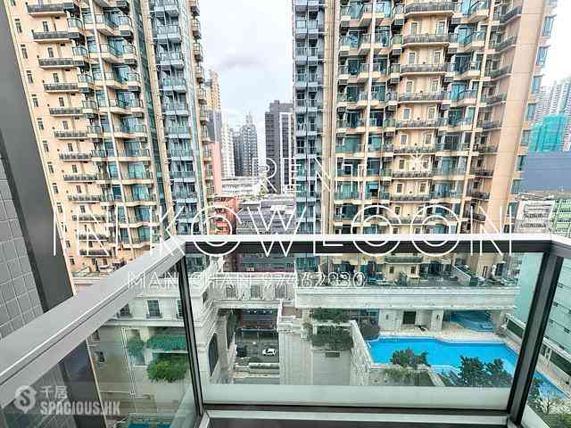 Tai Kok Tsui - L・Living 23 08