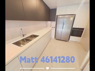 Mid Levels Central - Estoril Court 02