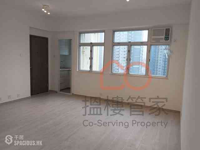 Soho - Kingearn Building 03