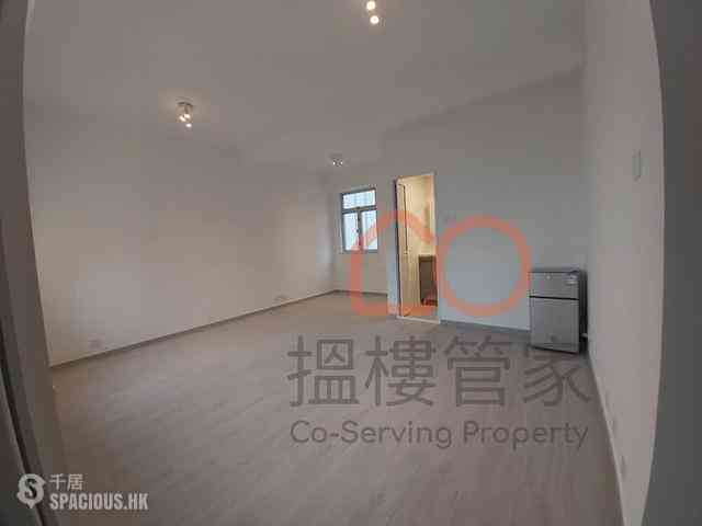 Soho - Kingearn Building 01