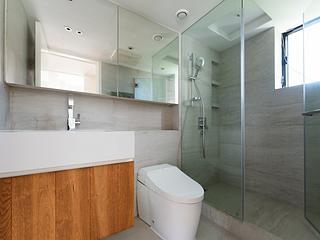 The Peak - Watford Villa 14