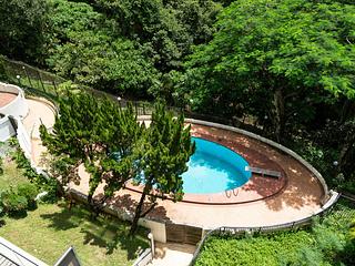 The Peak - Watford Villa 16