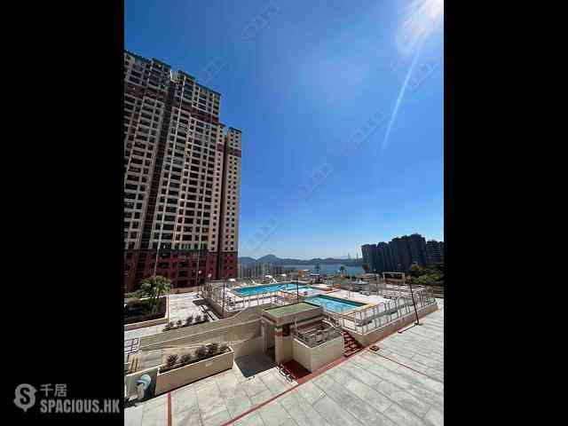 Pok Fu Lam - Pokfulam Gardens Block 2 07