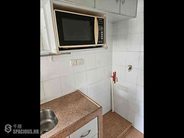 Wan Chai - Kin Lee Building Block B 01