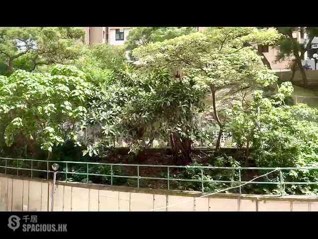 Pok Fu Lam - Pokfulam Gardens Block 2 06