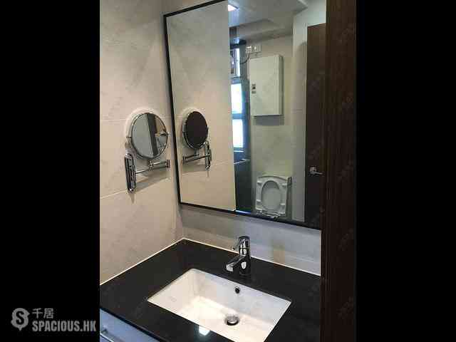 Yau Yat Chuen - 8, Verbena Road 07
