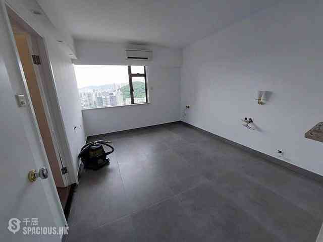 Tai Hang - Swiss Towers Block 3 (Block EF) 05