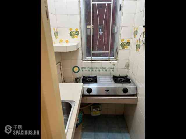 Mong Kok - Winfield Building 02