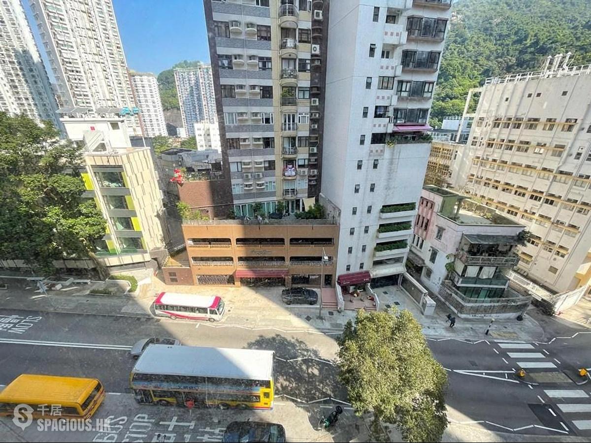 Tai Hang - Morengo Court 01