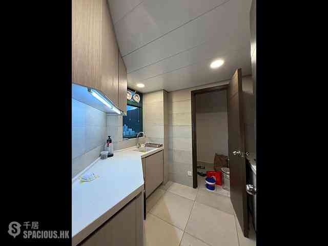 Sai Wan Ho - Grand Promenade Block 6 05
