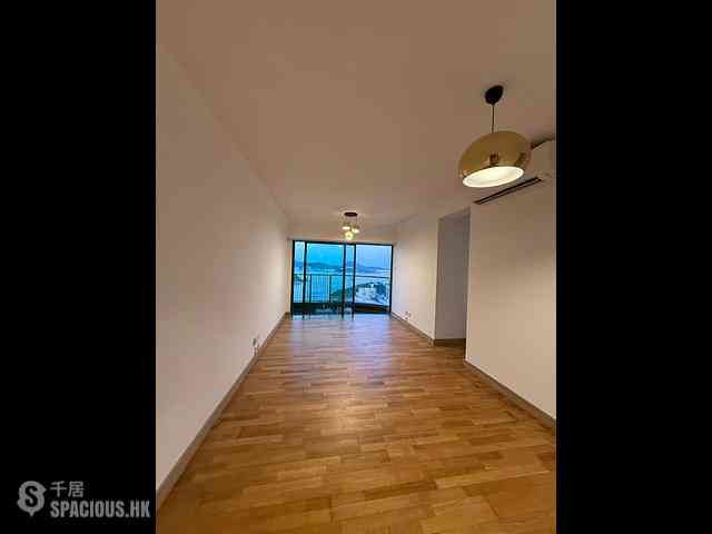 Sai Wan Ho - Grand Promenade Block 6 09