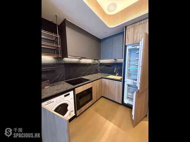 Chai Wan - The Headland Residences Phase 1 Tower 2 03
