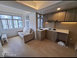 Wan Chai - Chiu Hin Mansion 02