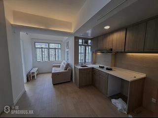 Wan Chai - Chiu Hin Mansion 05