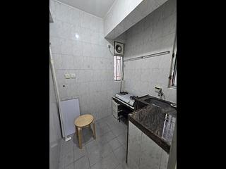 Kennedy Town - Luen Wai Apartment 05