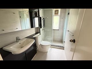 Mid Levels Central - Pearl Gardens Block EF 07