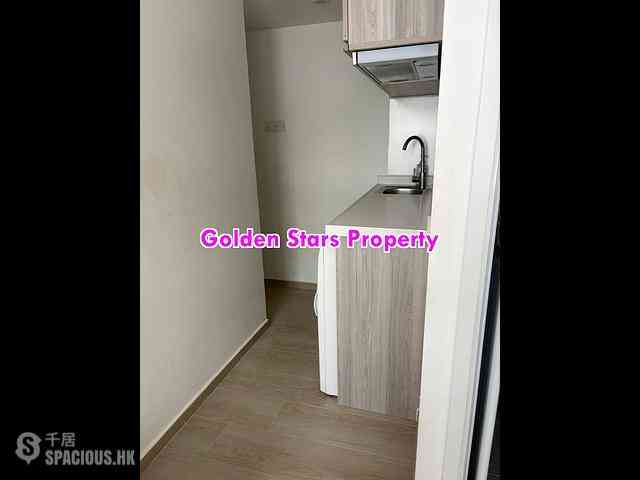 Sai Ying Pun - 206-208, Des Voeux Road West 04