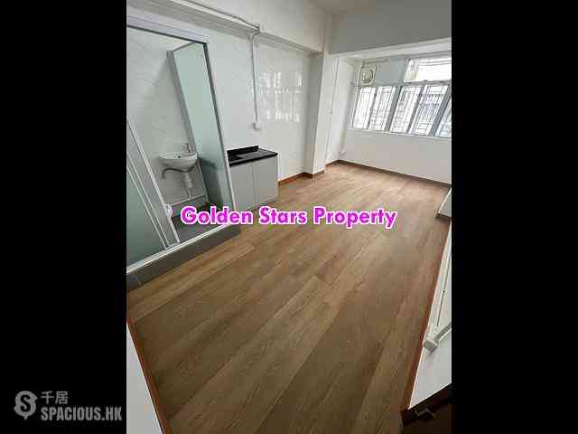 Sai Ying Pun - 24, Centre Street 05