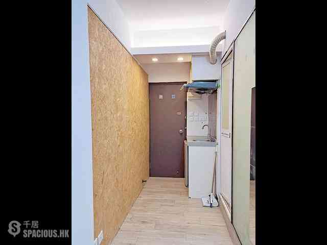 Tsim Sha Tsui - Long Kee Mansion 05