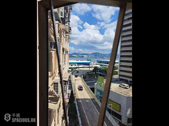 Shek Tong Tsui - Yip Cheung Building 03