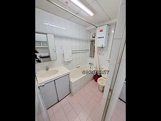 Shek Tong Tsui - Yip Cheung Building 04