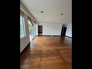 Mid Levels Central - Robinson Garden Apartments 02
