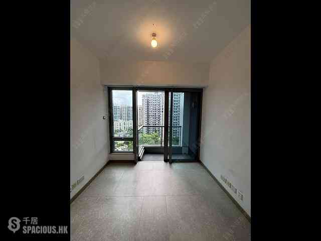 Pak Shek Kok - St Martin Phase 1 Tower 5 05