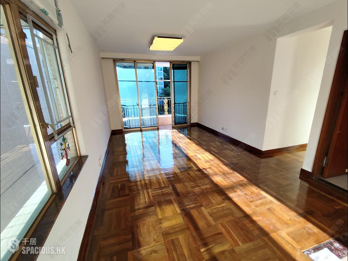 Tai Po - Classical Gardens Phase 2 01