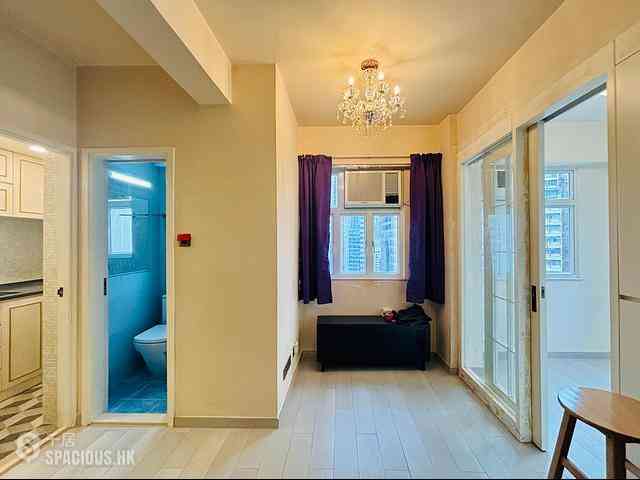 Wan Chai - Siu Fung Building 02