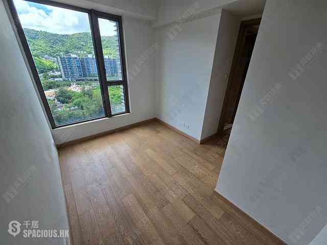 Pak Shek Kok - Solaria Tower 3 05