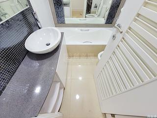 Lohas Park - Lohas Park Phase 1 The Capitol Tower 1 06