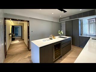Mid Levels East - Bamboo Grove 04