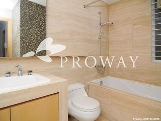 Chung Hom Kok - Pinewaver Villas 09