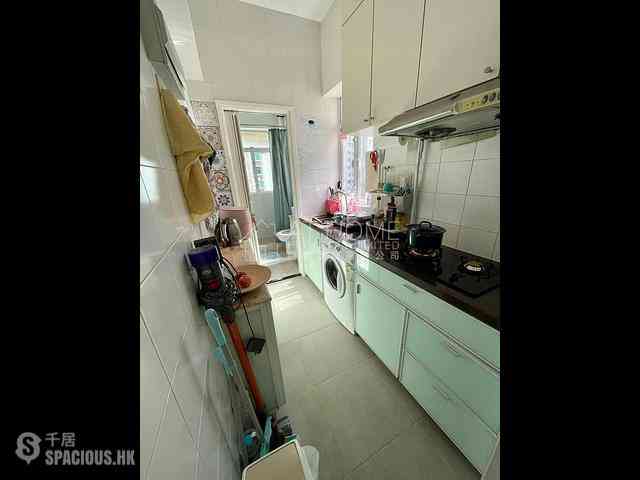 Sheung Wan - 175, Queen's Road West 07