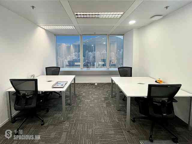 Central - The Center 01