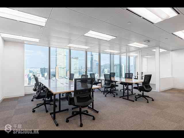 Tsim Sha Tsui - The Gateway Tower 6 07