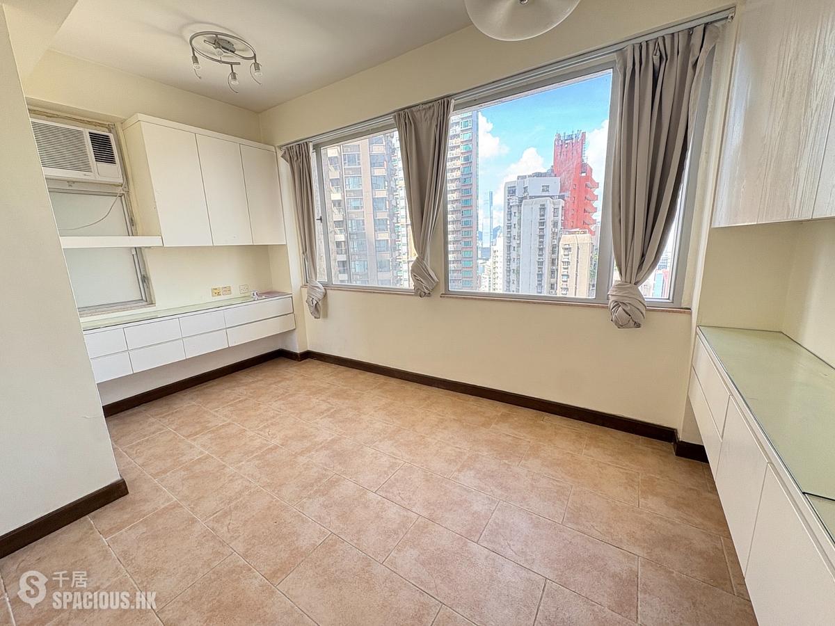Mid Levels Central - Woodland Court 01
