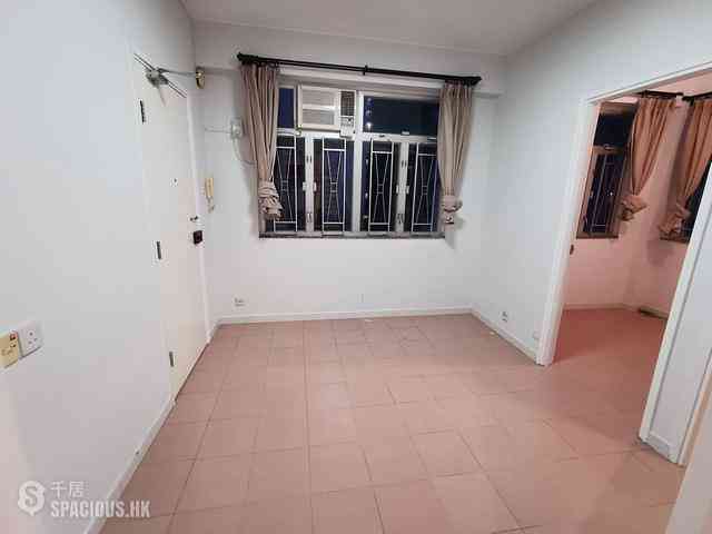 Quarry Bay - Kiu Ying Building 01
