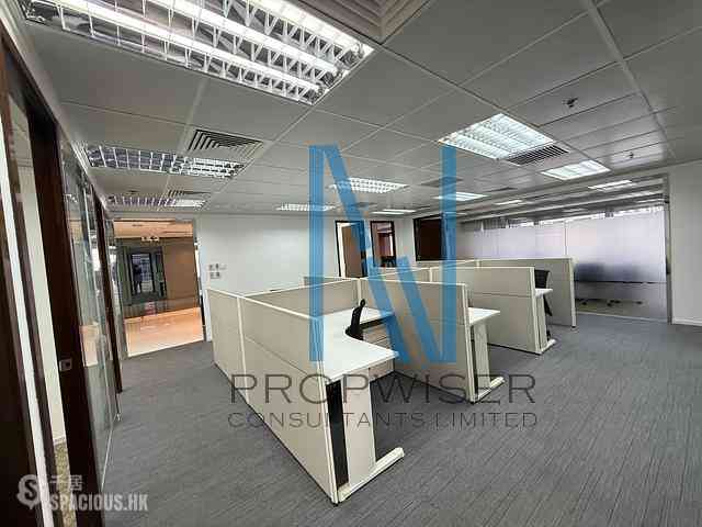 Sheung Wan - Shun Tak Centre - China Merchants Tower 06