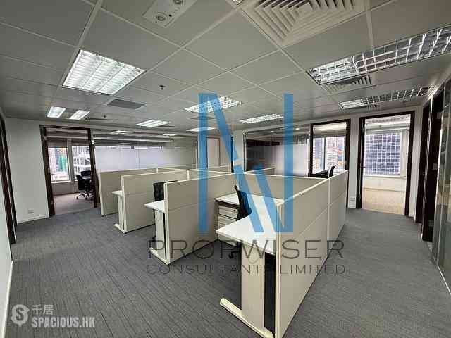Sheung Wan - Shun Tak Centre - China Merchants Tower 07