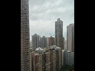 Mid Levels West - Imperial Court Block C 06