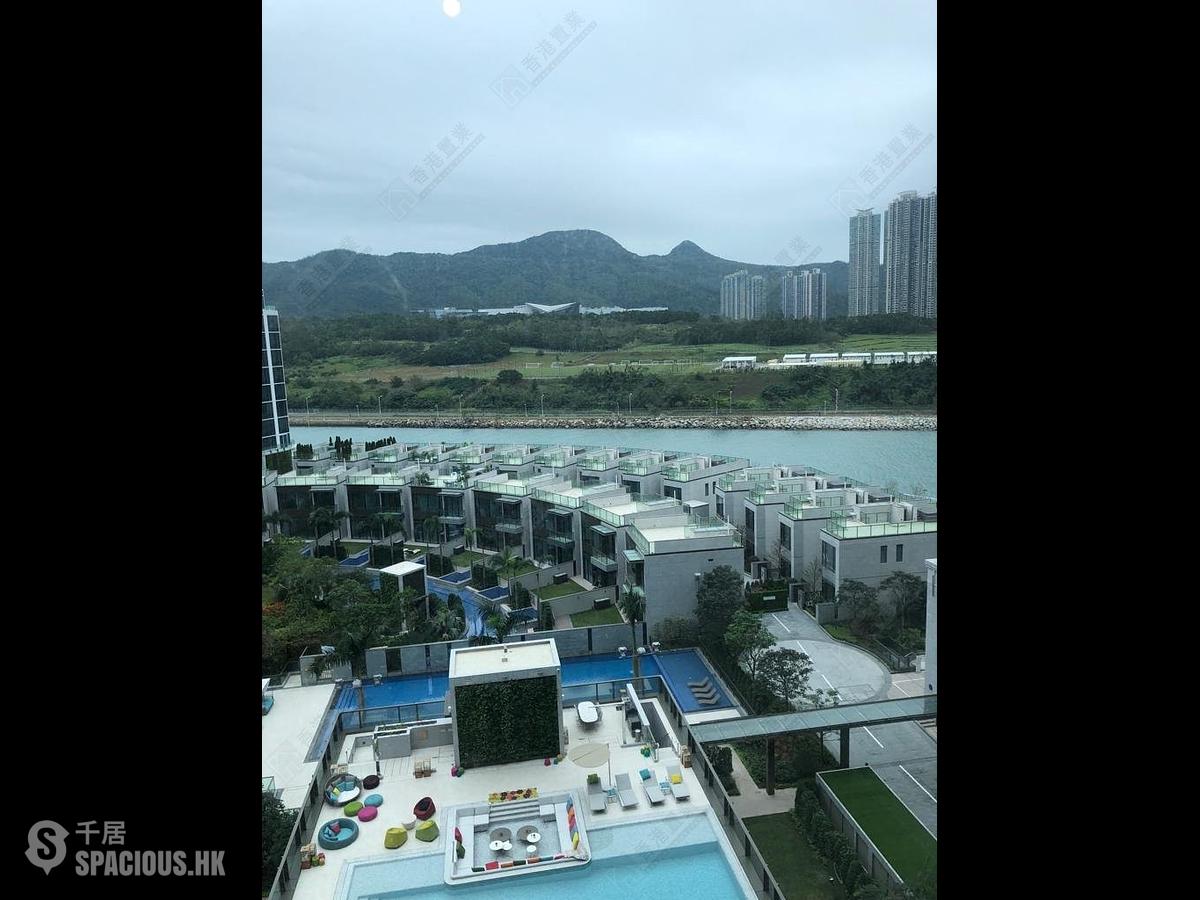 Tseung Kwan O - Monterey Block 3 01
