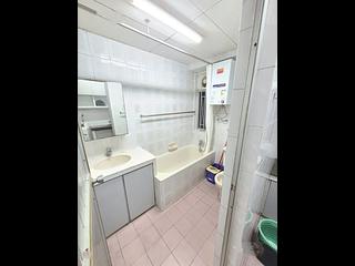 Shek Tong Tsui - Yip Cheung Building 06