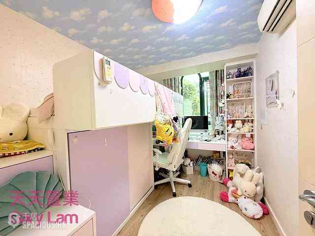 Clear Water Bay - Hiram's Villa 02