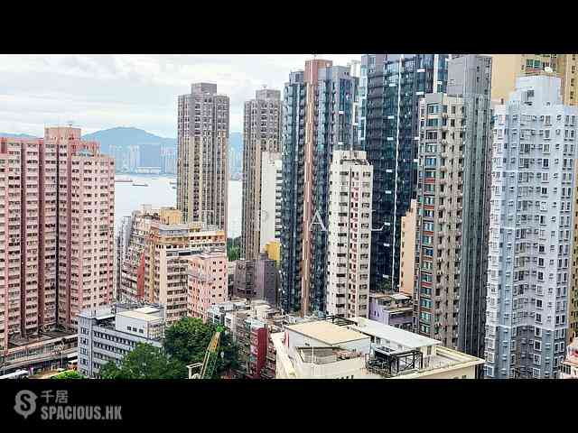 Sai Ying Pun - Fung Sing Mansion 01